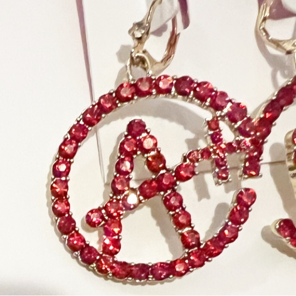 ♥️✨BETSEY JOHNSON A Plus Red Rhinestone Crystal Drop Earrings - Picture 6 of 8